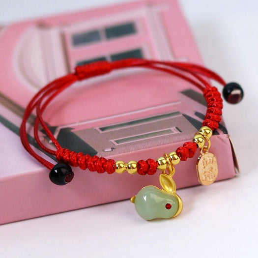 Lucky Rabbit Jade-Armband mit rotem Seil – Buddha Power Store